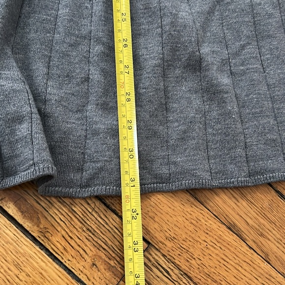 Nehza Ribbed Sweater Skirt in Large - Picture 4 of 4